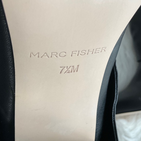 Marc Fisher Block Heel Pointy Toe  Boots - Picture 7 of 10